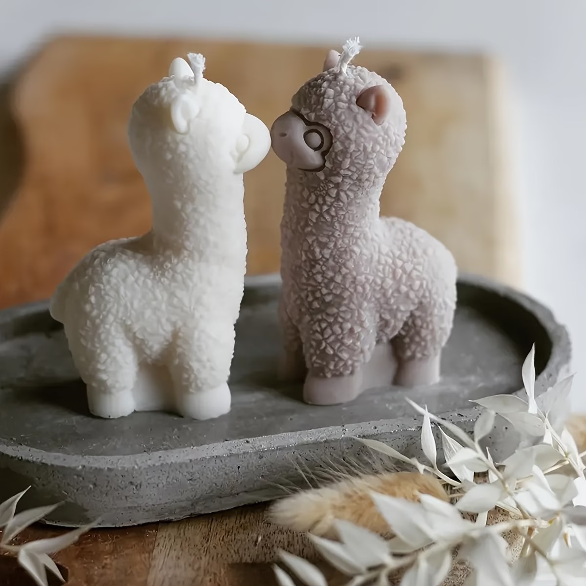 Resin Art Clay - Cute 3D Alpaca Candle Molds, Clay